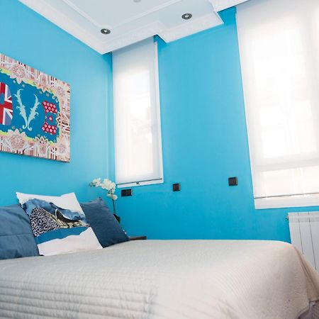 Puerta Del Sol Apartment Мадрид Екстериор снимка
